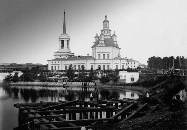 122. Алапаевск. Свято-Троицкий собор. Начало ХХ в.jpg